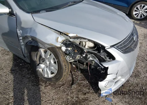 2011 Nissan Altima 2.5 S z USA, uszkodzony, nr VIN 1N4AL2AP0BC127972